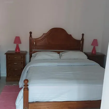 Holiday home Casita Do Jardim